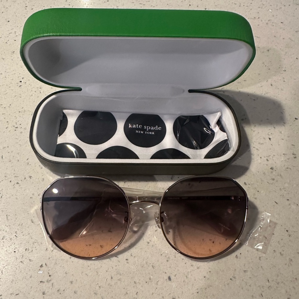 NIB Kate Spade “hello sunshine” round sunglasses